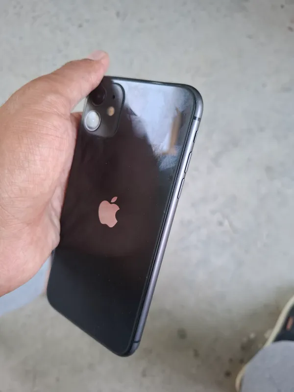 IPhone 11 2