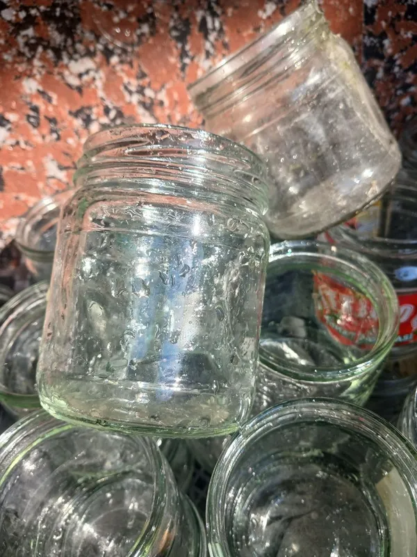 Bonka 115 ta 76 kichkina 200ML qogan 39 tasi 500ML 2