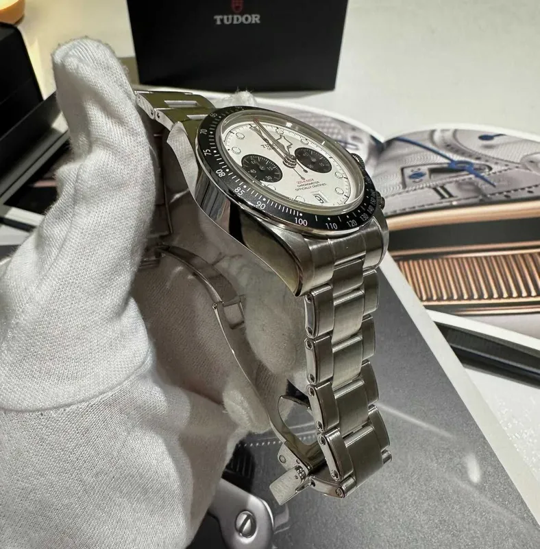 Часы Tudor Black Bay Chrono "Panda" — фото 3