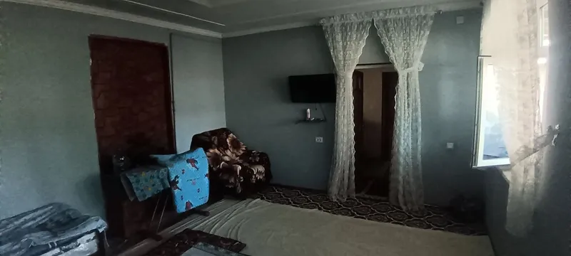 Uy sotiladi 12 sotik bolib xam sotiladi 2 Uy sotiladi 12 sotik bolib xam sotiladi 2
