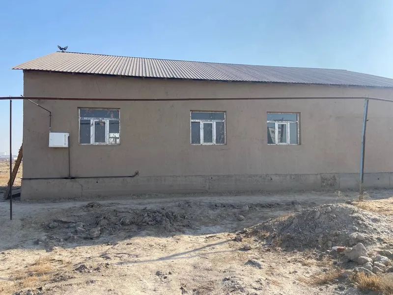 Уй сатылады адрес такыятас районы таза Беруний мектеп артындағы коше
