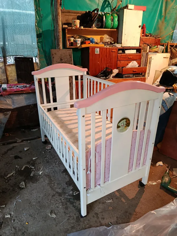 Продам детскую кроватку
