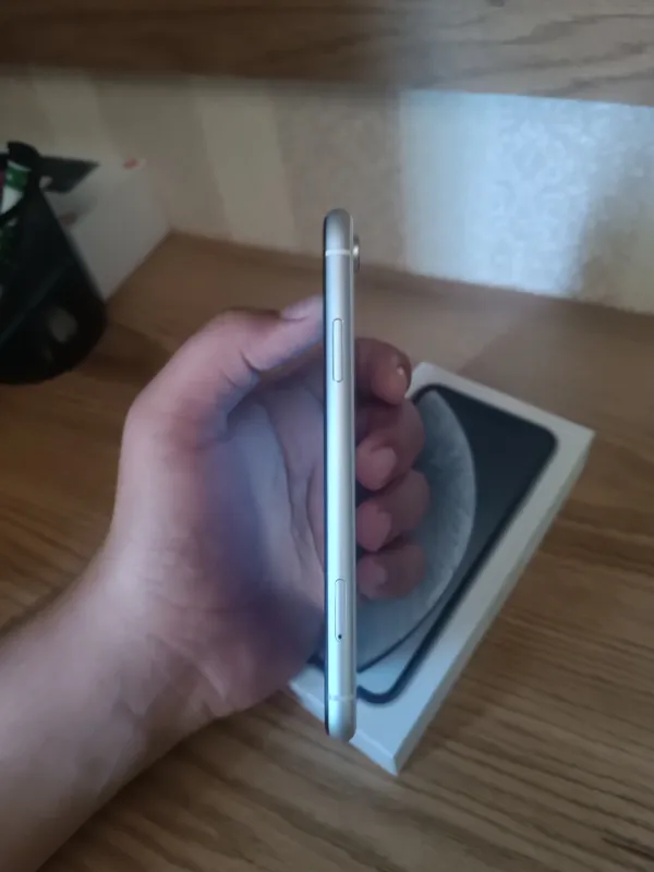 Iphone XR 128gb bez imei ideal xolatda 4