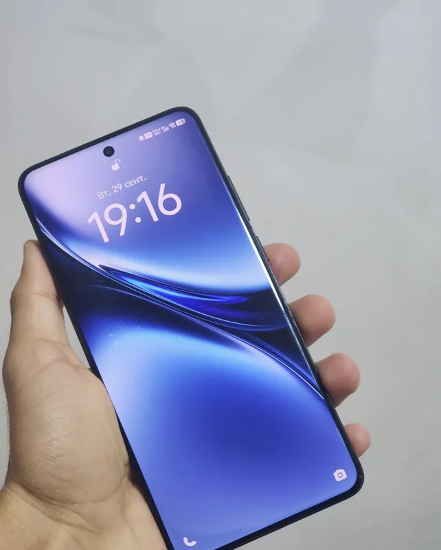 Vivo x200 pro 12/256, срочно, 19 октября 3 Vivo x200 pro 12/256, срочно, 19 октября 3