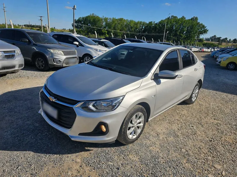 Продаётся Chevrolet Onix 2023 (EVRO, Бразильская сборка) Продаётся Chevrolet Onix 2023 (EVRO, Бразильская сборка)