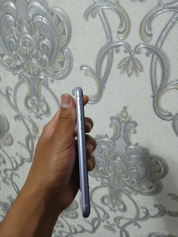 iPhone 11 128 gb 71% yomkos holati ideal — фото 3