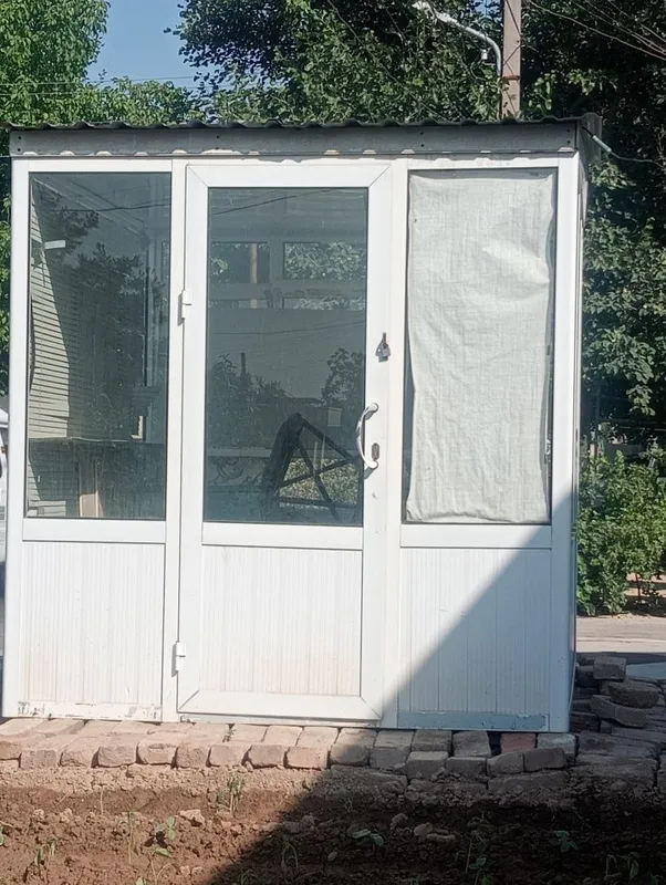Budka sotiladi uchga ikkiyarm razmeri kelishtirip beraman o