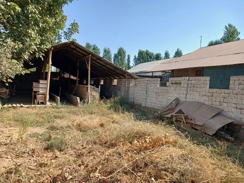 СРОЧНО ПРОДАЁТСЯ частный дом в экологически чистом районе . 8