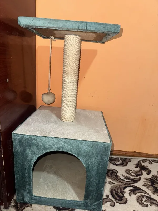 Продаю ДОМИК для кошек