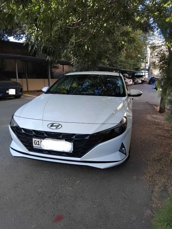 Hyundai Elantra 2022 Хюндай Элантра