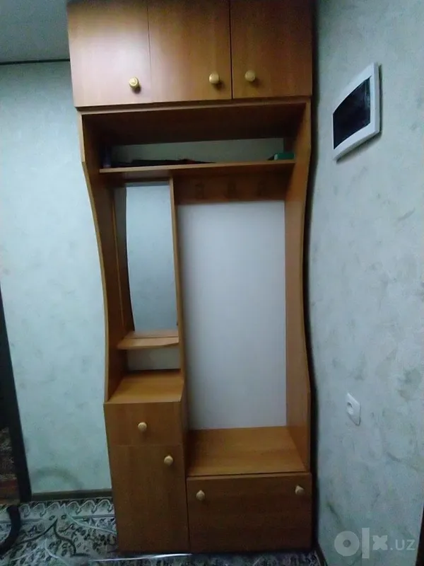 Продаётся прихожая по низкой цене Продаётся прихожая по низкой цене