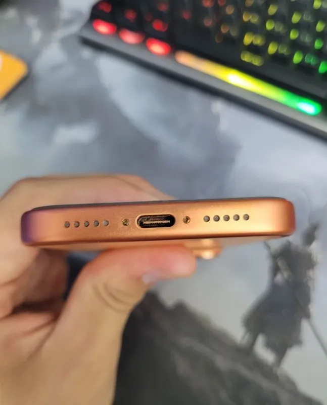 Продаётся iPhone 17 Pro 3 Продаётся iPhone 17 Pro 3