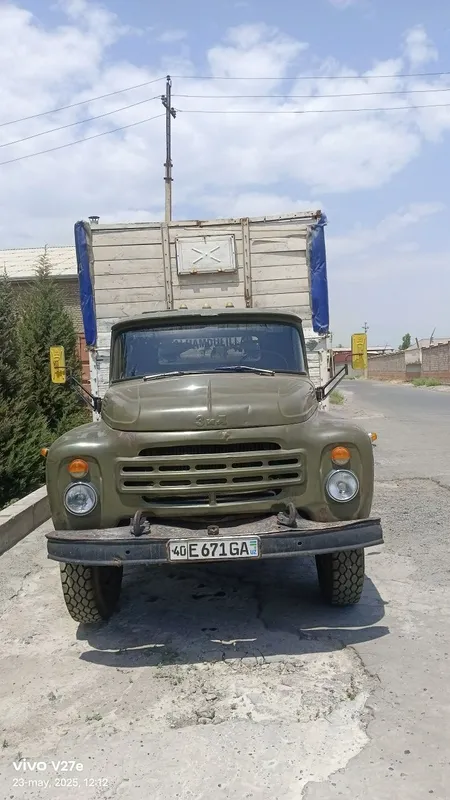 Zil 130 sotiladi 2