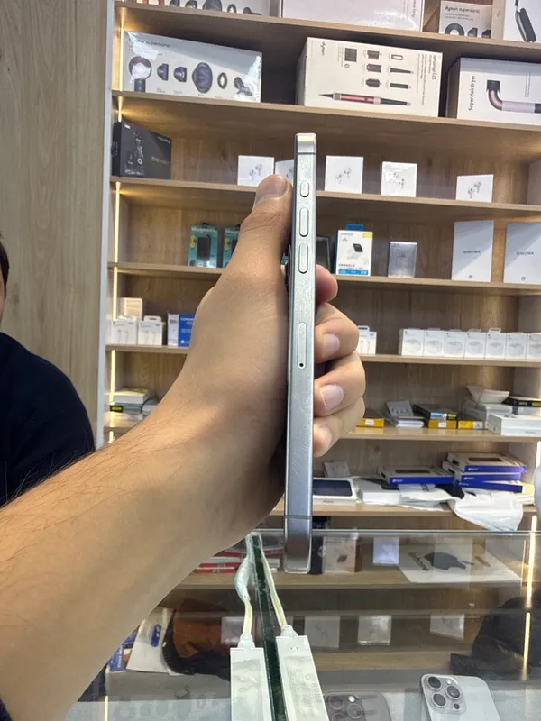 iPhone 15 Pro Max 256 ГБ 3
