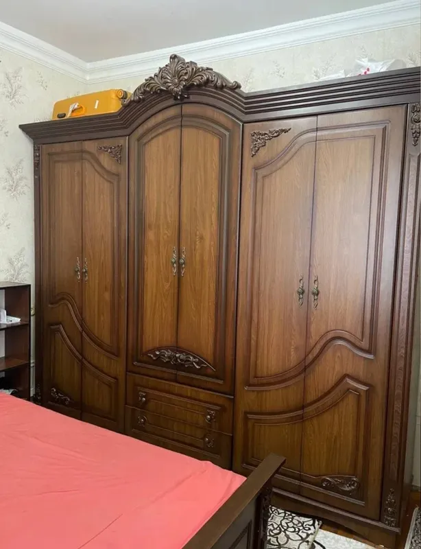 Продаётся спальный гарнитур 1 Продаётся спальный гарнитур 1