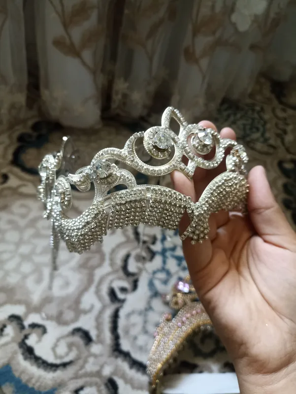 diadema kelinchaklar uchun