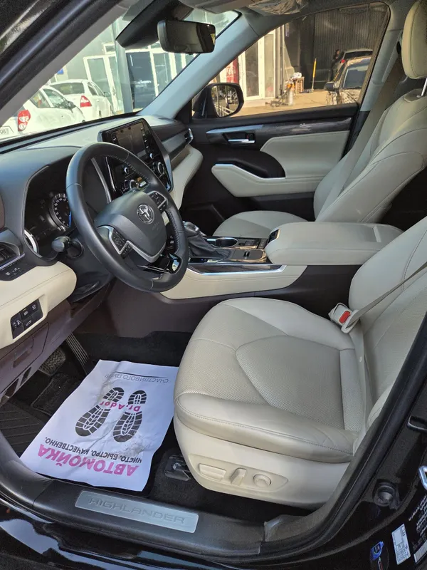 Toyota highlander 5
