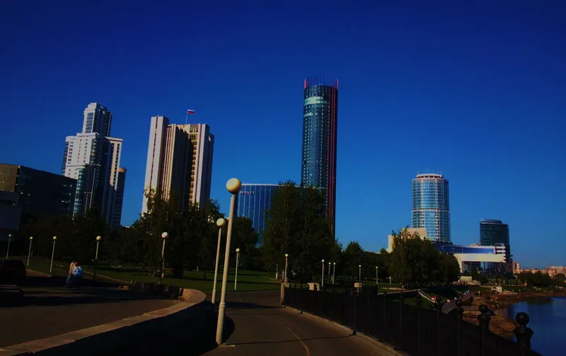 Здание в центе города с арендатором
