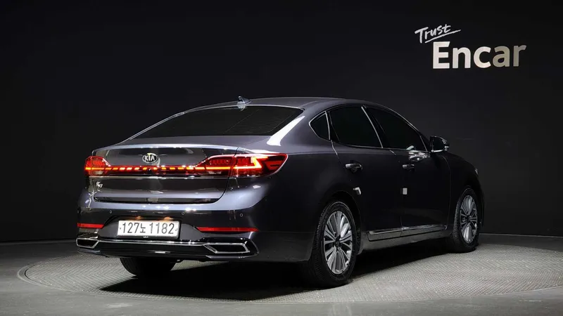 Kia K7 Noblesse 2020 — фото 4