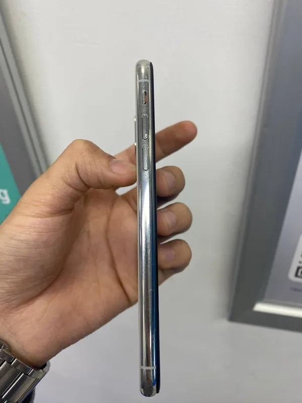 iPhone Xs 256GB 6 iPhone Xs 256GB 6