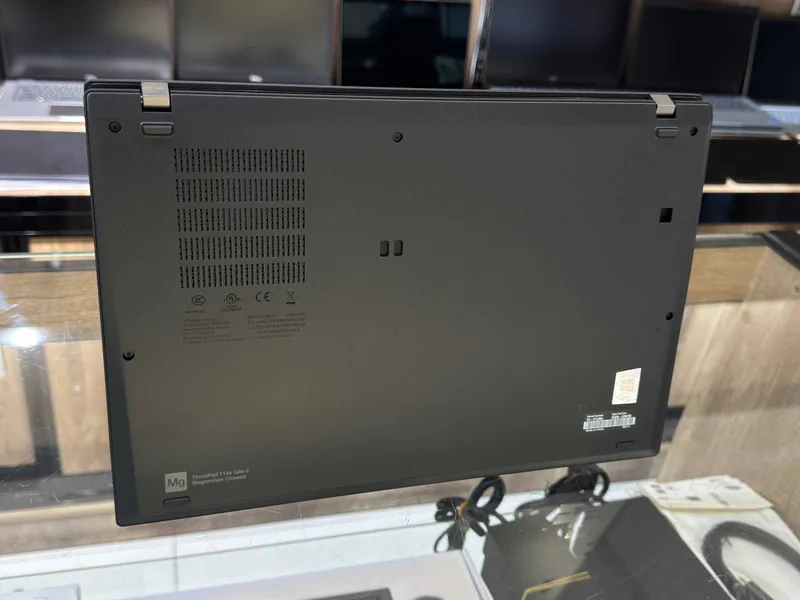 Lenovo ThinkPad T14s Core i7-1185G7 vPRO озу32гб 512ssd 4К — фото 7