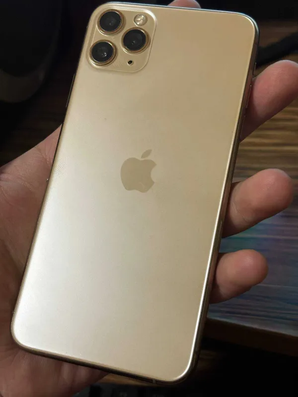 Iphone 11 Pro Max 200 $ 3 Iphone 11 Pro Max 200 $ 3