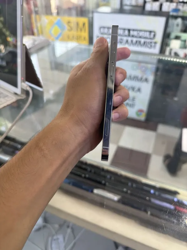Iphone 12 pro 256Gb 84% 4 Iphone 12 pro 256Gb 84% 4