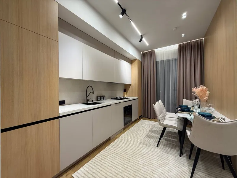 3-комнатная квартира евро-люкс в ЖК GOLDEN House (Oz'Makon), панорамный вид — фото 3