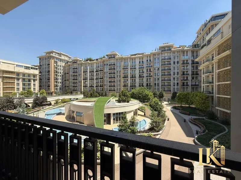 Продаётся 4-комнатная квартира в ЖК Mirabad Avenue 1