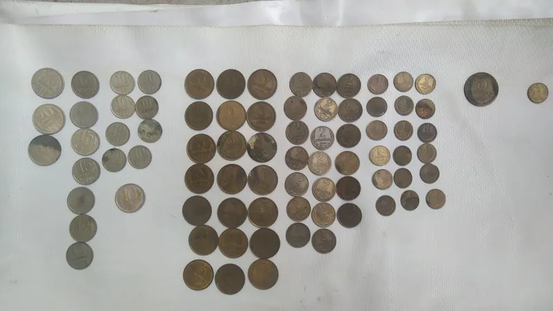 Продается монеты со времён СССР и Узбекистана 2