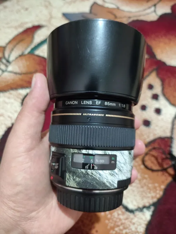 Canon 85mm 1.8 sotilad 1 Canon 85mm 1.8 sotilad 1