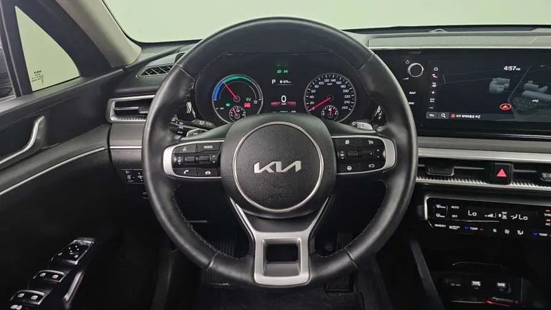Kia K5 Trendy idealll 7 Kia K5 Trendy idealll 7