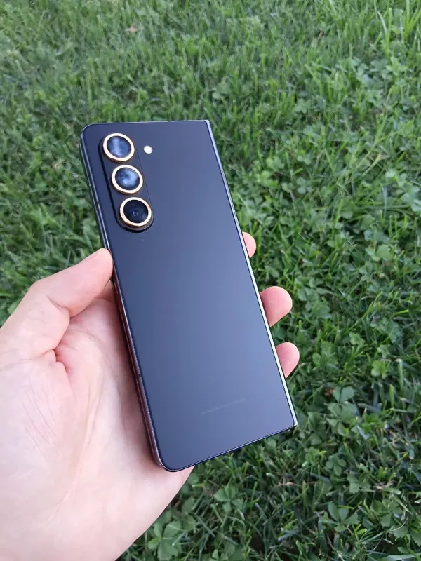 samsung Z Fold 5 (12+12 ) 24/512GB Galaxy Z Fold 5 8