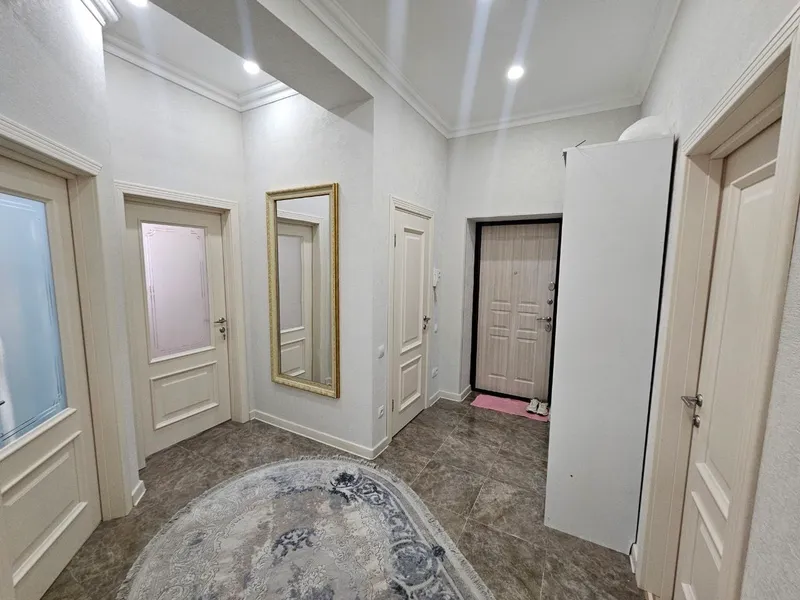 Kvartira ijarasi, 3 xonali, Yakkasaroy tumani (Qushbegi), «Kanotchi restoran» JK 1