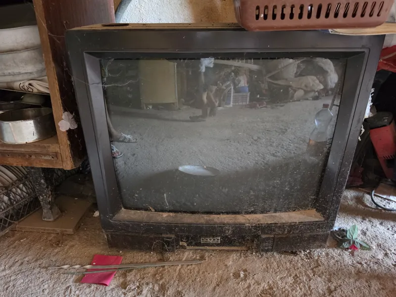 Eski televizor sotiladii 1 Eski televizor sotiladii 1