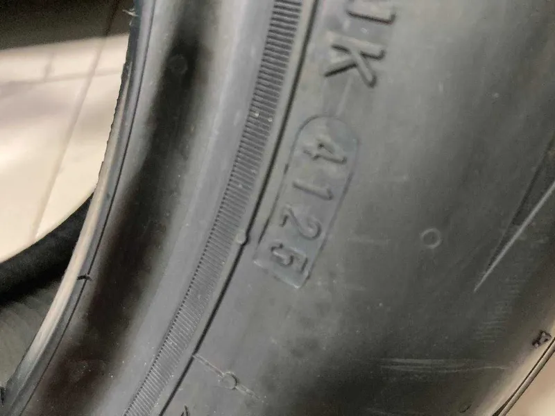 Nexen Nblue 235/55/19 3