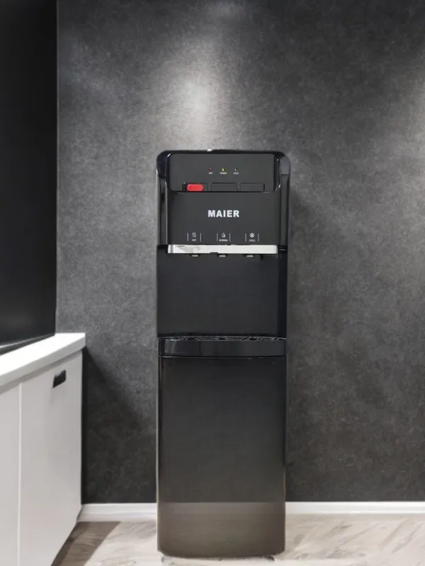 Кулер для воды напольный Maier XL с шкафом