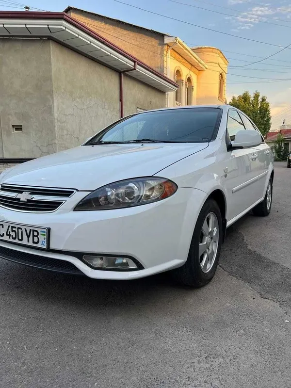 Продаётся Chevrolet Lacetti 1.6 AT 5 Продаётся Chevrolet Lacetti 1.6 AT 5