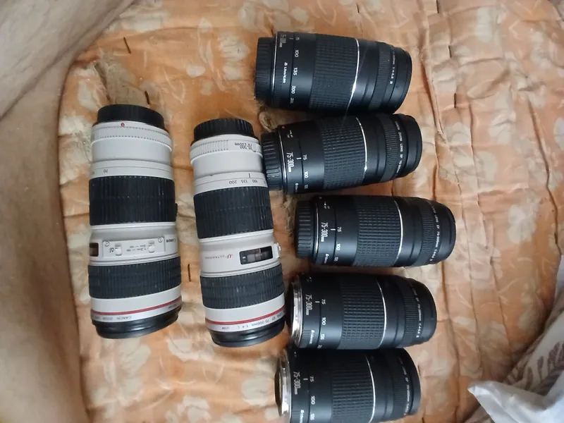 Есть объективы 70-200, 75-300 Есть объективы 70-200, 75-300