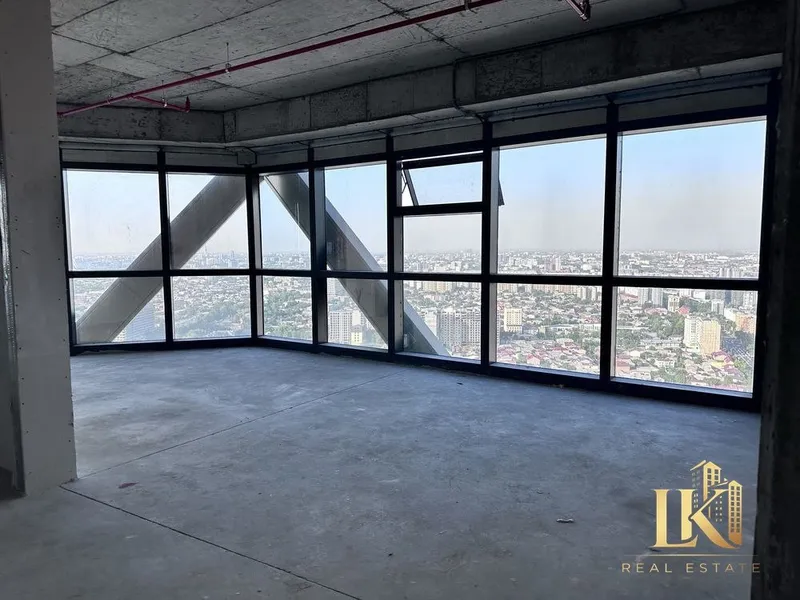 Продаётся 2-комнатная угловая квартира в ЖК Piramit Tower 2