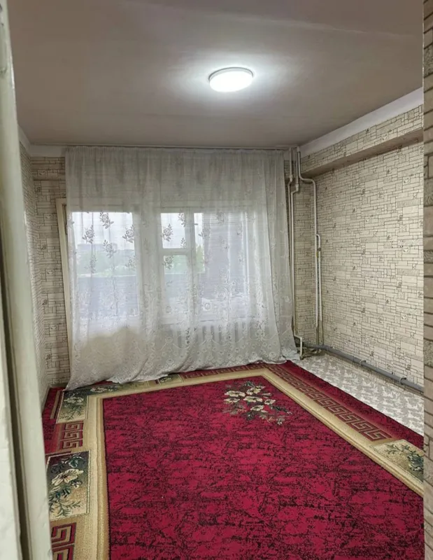Maksi Gorkiy. 100 kvadrat 5 Maksi Gorkiy. 100 kvadrat 5