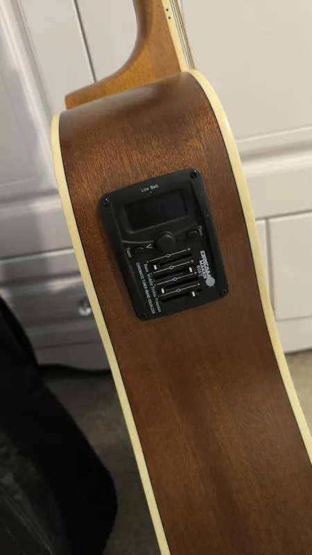 Professional akkustic gitara DREAM MAKER 6