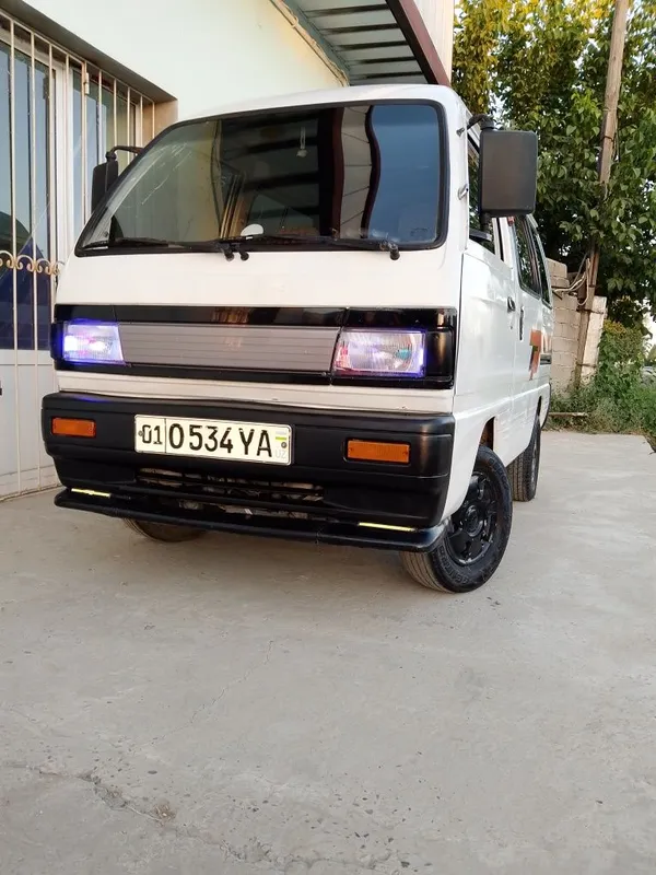 Moshina masla 6 oy oldin motordan chiqqan yangi mayor quyilgan 1 Moshina masla 6 oy oldin motordan chiqqan yangi mayor quyilgan 1