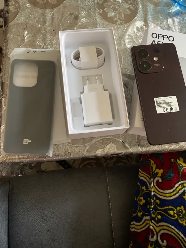 Телефон Oppo, цена 100 долларов 2 Телефон Oppo, цена 100 долларов 2