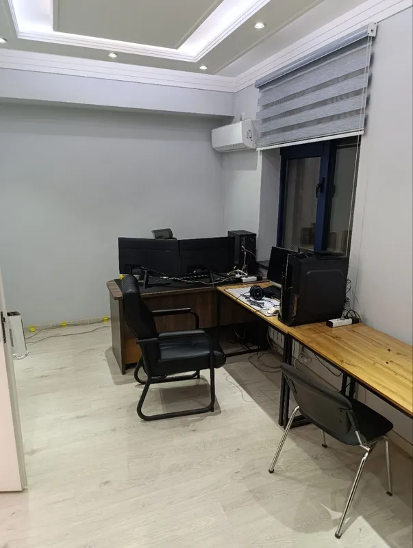 Юнусобод 6 200 m2. 6-хонали ижарага берилади 2500