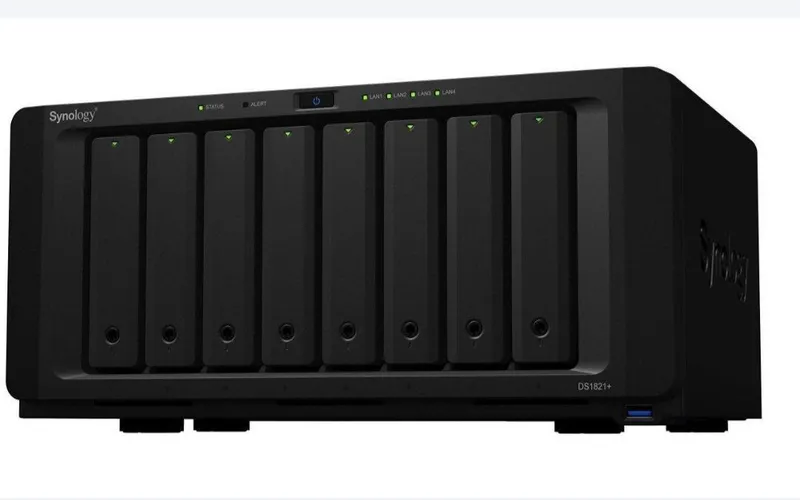QNAP NAS Synology DS1621+ Сетевое хранилище