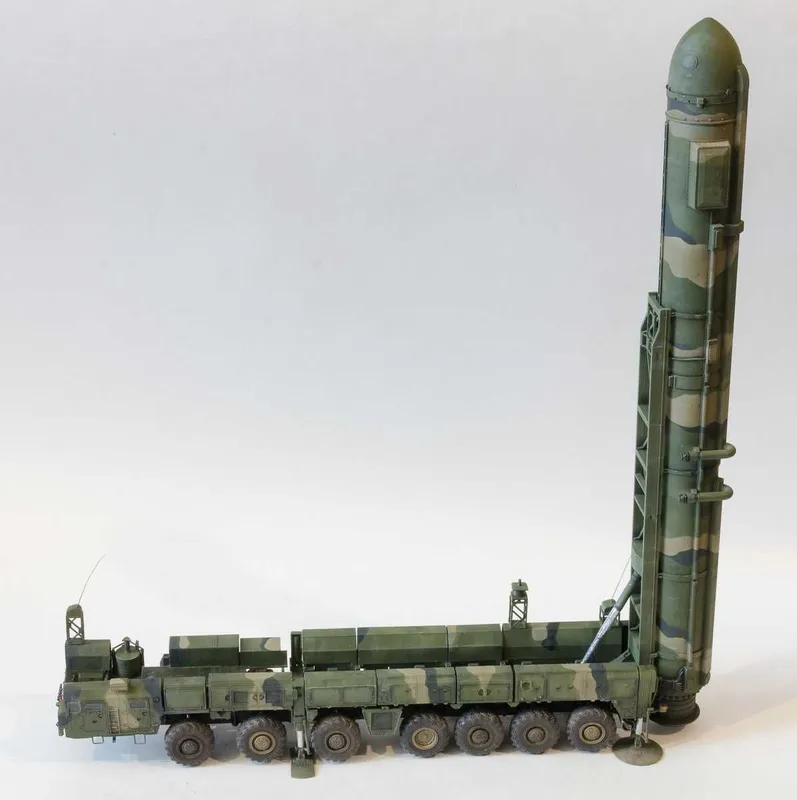 Сборная модель- ракетный комплекс стратегического назначения "Тополь" — фото 3