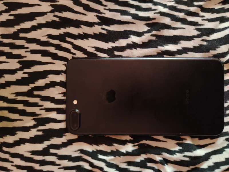 📱 iPhone 7 Plus 128 GB (Qora) 4