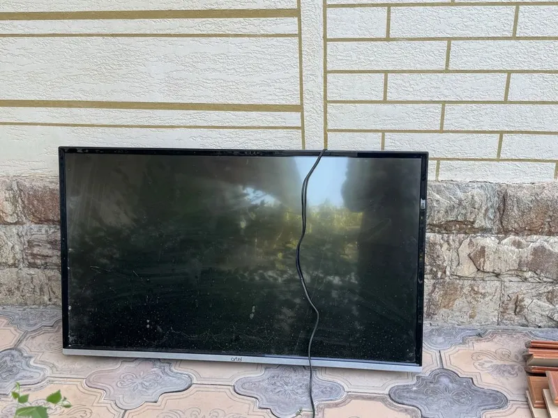 Телевизор LG va Sony , Artel 3 Телевизор LG va Sony , Artel 3