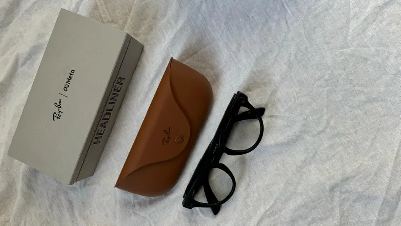 Ray-Ban & Meta Smart Glasses Headliner — фото 2